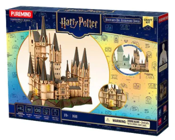 HARRY POTTER - HOGWARTS - THE ASTRONOMY TOWER - WOODEN SCENE - Immagine 8