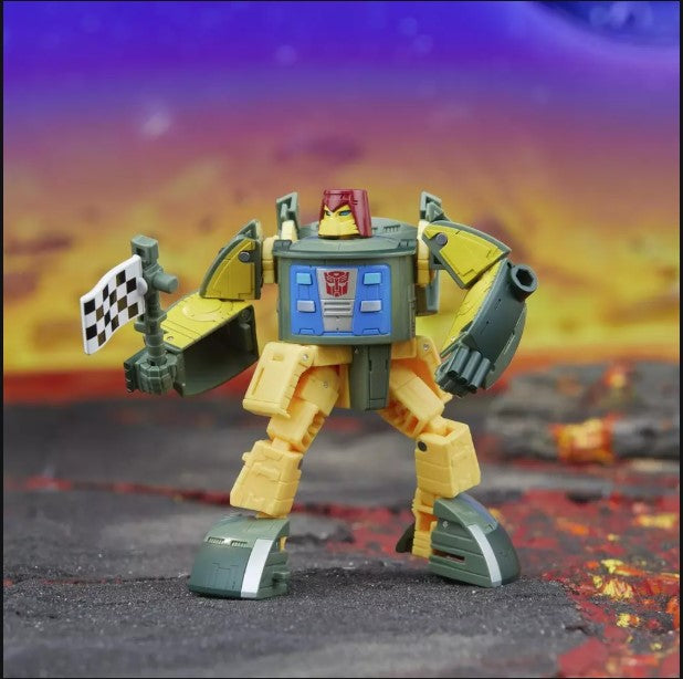 TRANSFORMERS - GENERATION - LEGACY UNITED - AUTOBOT COSMOS - ACTION FIGURE 15CM - Immagine 2