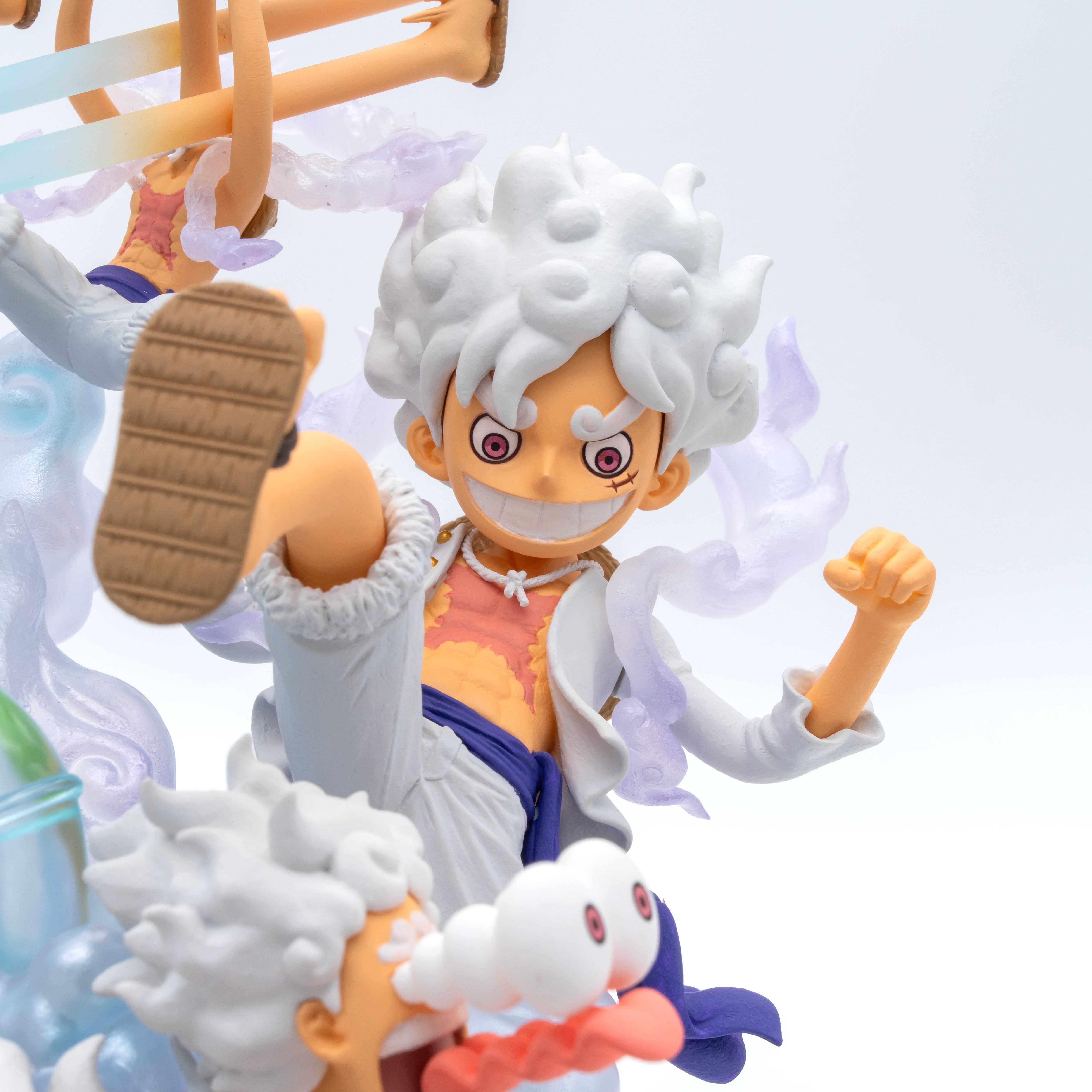 69689 - ONE PIECE - S.H. FIGUARTS WORLD COLLECTABLE FIGURE PREMIUM - MONKEY D.LUFFY GEAR 5 SPECIAL - DIORAMA 21CM - Immagine 6