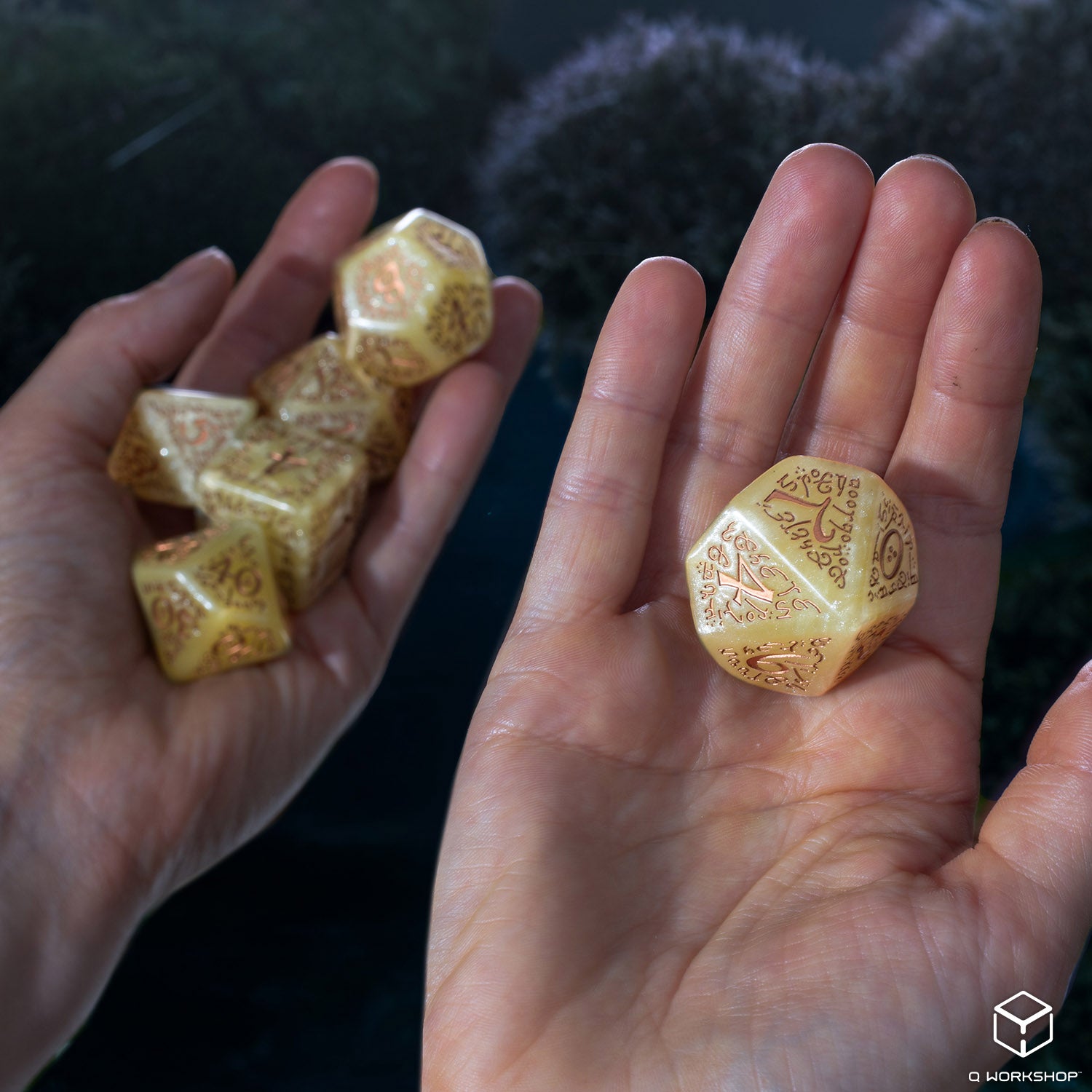 SJELV01 - JUMBO ELVISH DICE SET - ELVISH SHIMMERING BEIGE & COPPER - Immagine 9