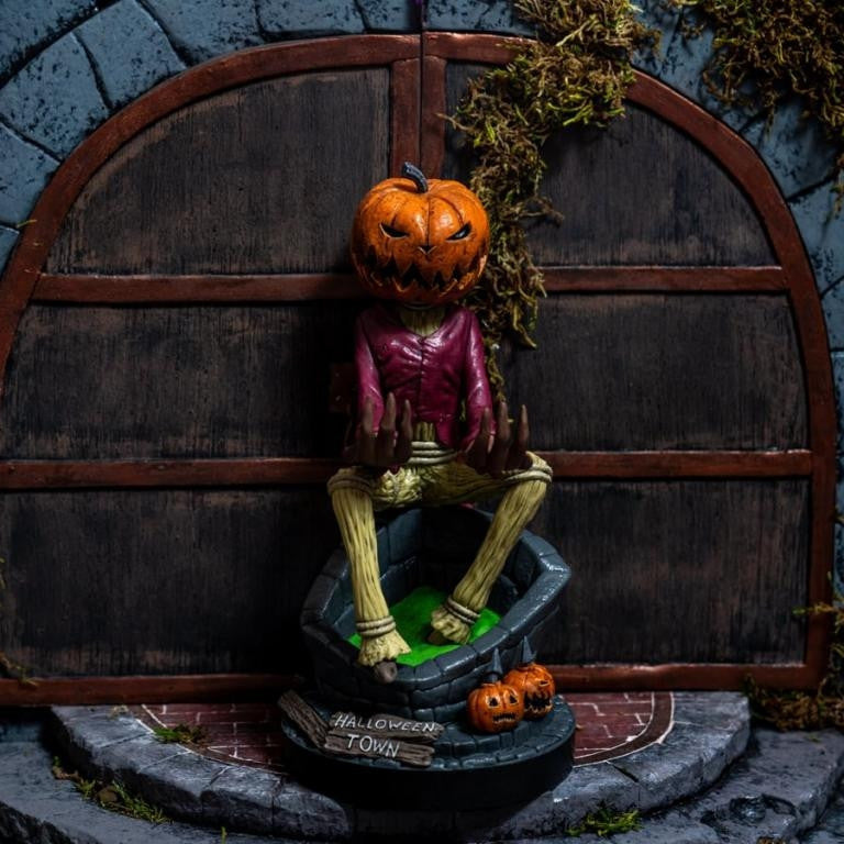 THE NIGHTMARE BEFORE CHRISTMAS - CABLE GUYS FIGURE - CHARGING HOLDER - JACK PUMPKIN KING 20CM