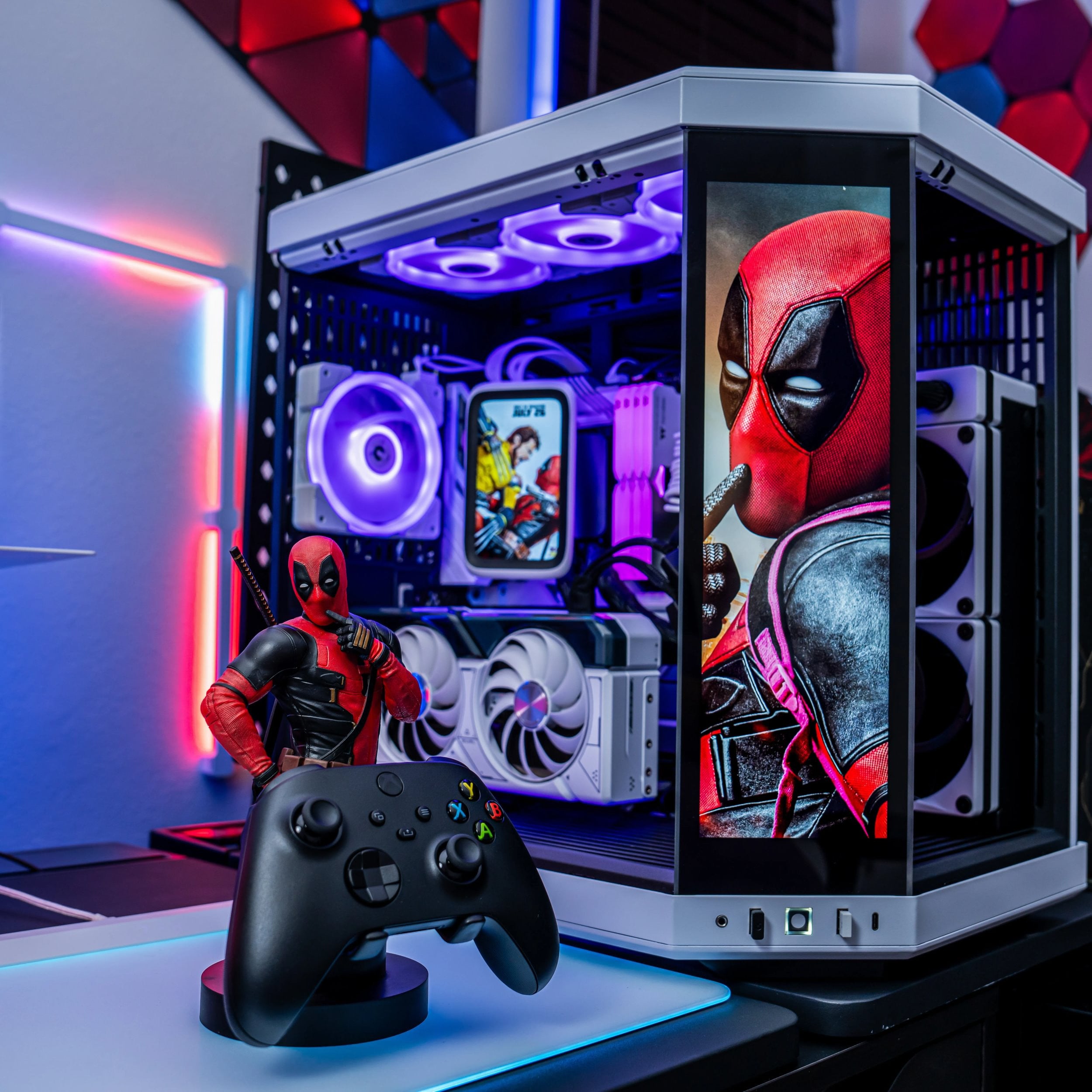 MARVEL: DEADPOOL 3 - HOLDEM - CHARGING HOLDER - R.E.S.T.